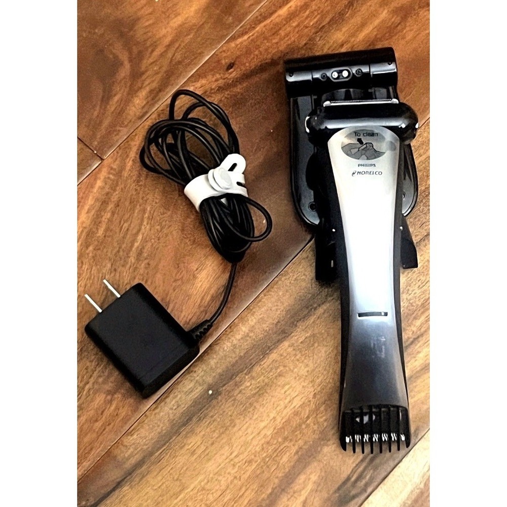 Philips Norelco Bodygroom 7100 Showerproof body groomer Charging Stand-Adaptor